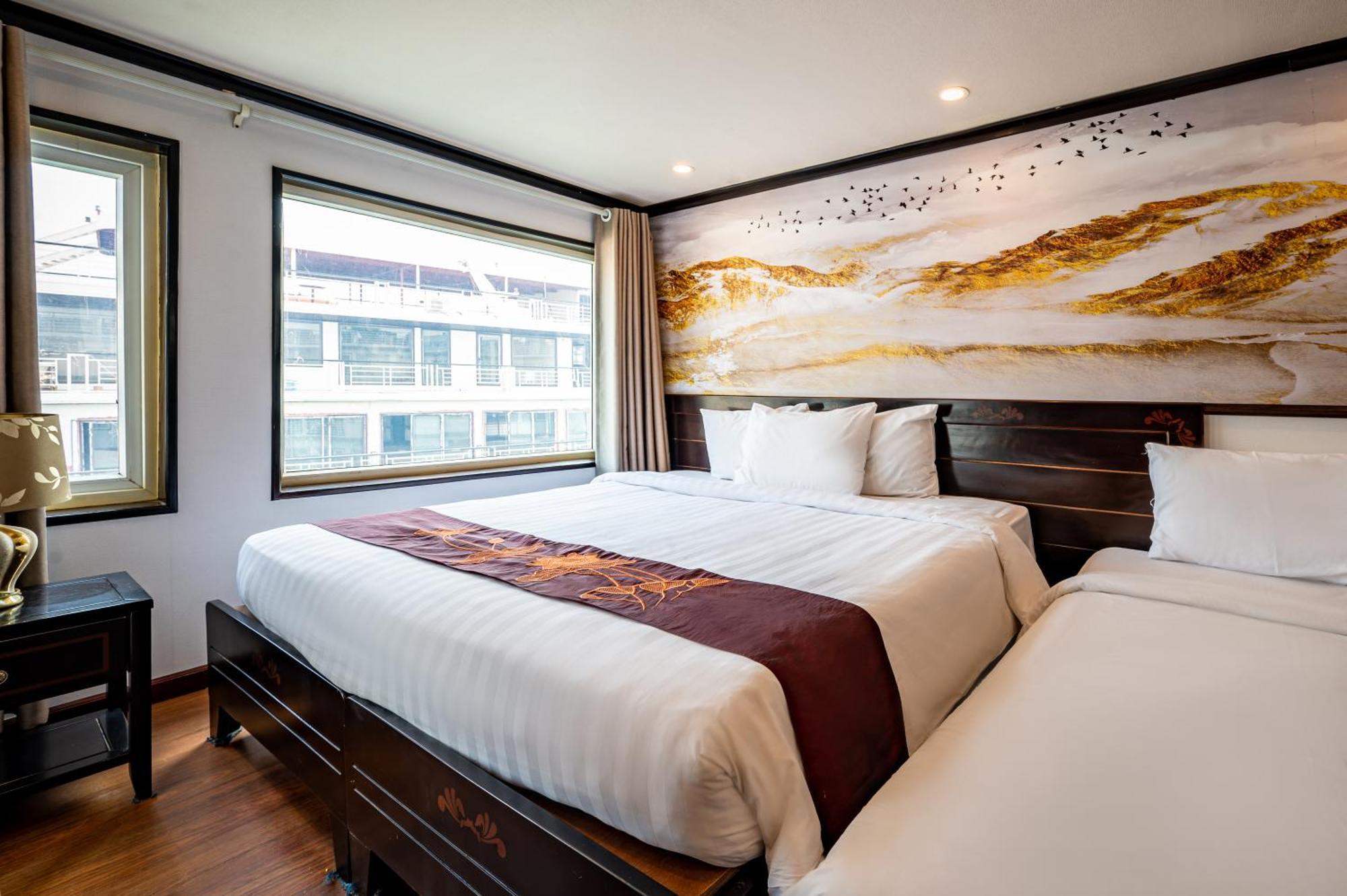 Dragon Crown Legend Cruise Hotel Ha Long Exterior foto